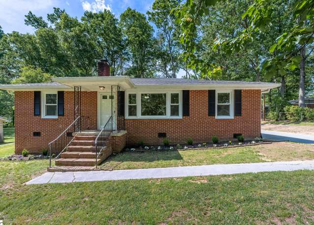Property at 133 Woodridge Cir, Greenville, SC 29607-5325, 3 beds, 2 baths