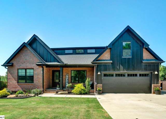 Property at 198 Barnett Rd, Campobello, SC 29322, 4 beds, 3 baths