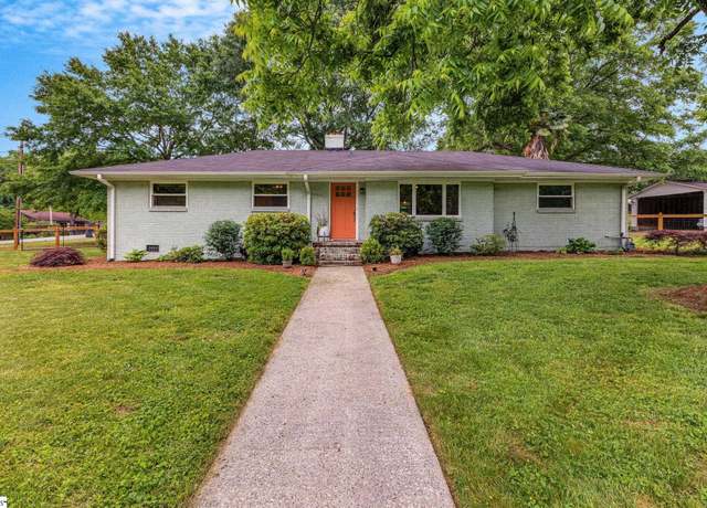 Property at 102 Muse Cir, Greer, SC 29651, 3 beds, 1.5 baths