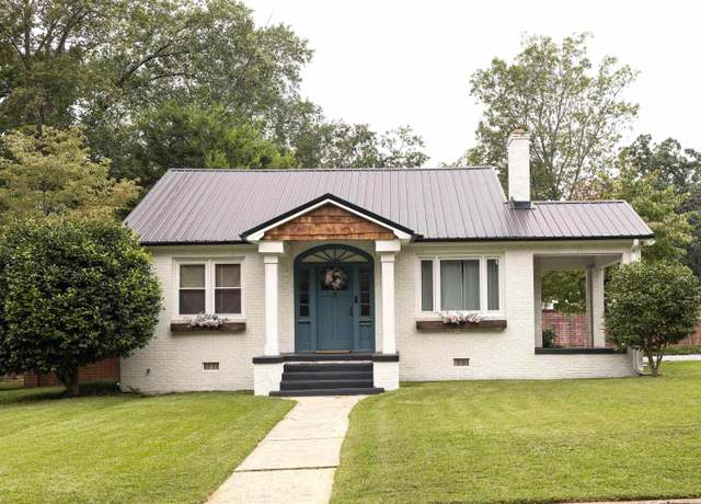 Property at 2415 Berkley Dr, Anderson, SC 29625, 4 beds, 2.5 baths