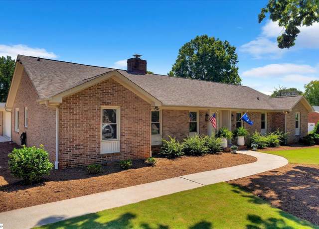 Property at 211 Sugar Creek Rd, Greenville, SC 29650, 4 beds, 2.5 baths