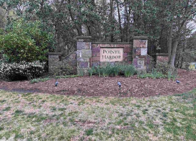 Property at 200 Eastlake Ct, Seneca, SC 29672