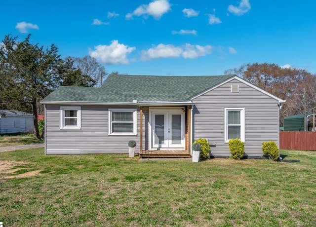 Property at 19145 N 221 Hwy, Laurens, SC 29360, 2 beds, 1 bath