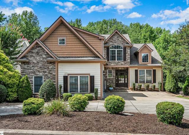 Property at 6 Mendenhall Ct, Simpsonville, SC 29681, 5 beds, 3.5 baths