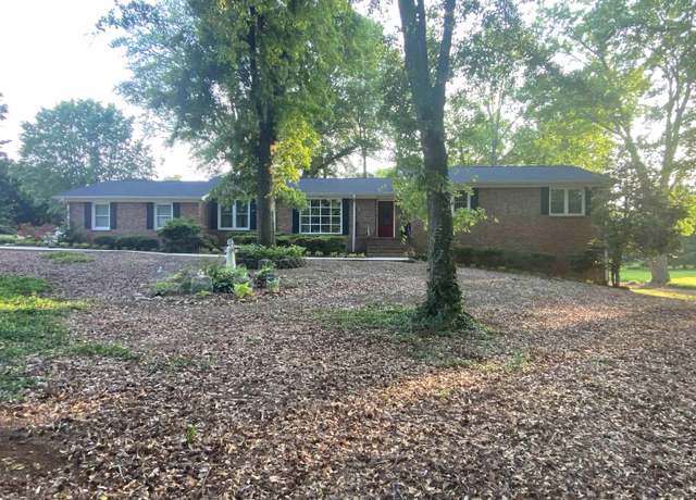 Property at 145 Shannon Lake Cir, Greenville, SC 29615, 3 beds, 3.5 baths