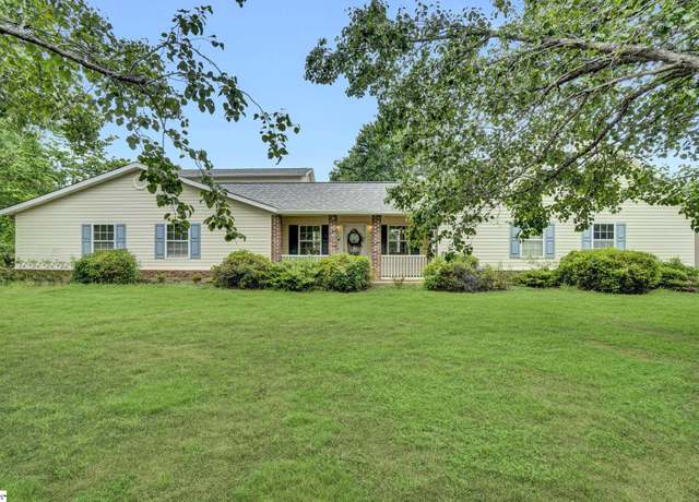 Property at 694 Brookwood Cir, Laurens, SC 29360, 3 beds, 3 baths