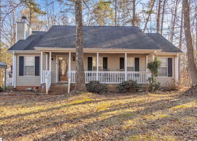Property at 3 Silver Spur Ct, Greenville, SC 29605, 3 beds, 2 baths