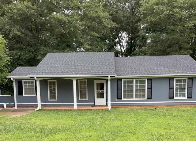 Property at 5 Cavendish Cir, Taylors, SC 29687, 3 beds, 1.5 baths