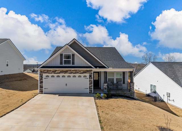 Property at 111 James Shands Ln, Wellford, SC 29385, 3 beds, 2 baths