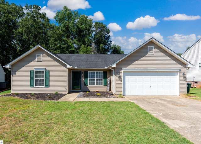 Property at 4 Headwater Ct, Simpsonville, SC 29680, 3 beds, 2 baths