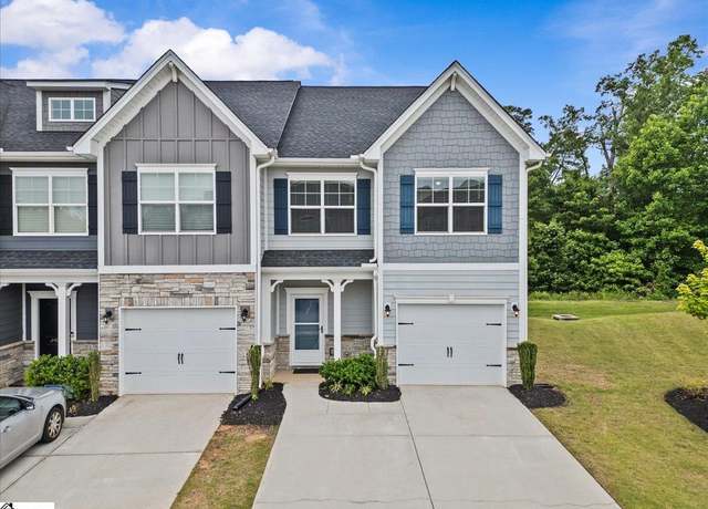 Property at 205 Hartland Pl, Simpsonville, SC 29680, 3 beds, 2.5 baths