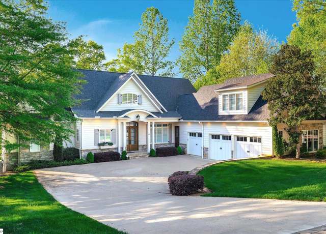 Property at 104 Enoree Ct, Piedmont, SC 29673, 3 beds, 3.5 baths