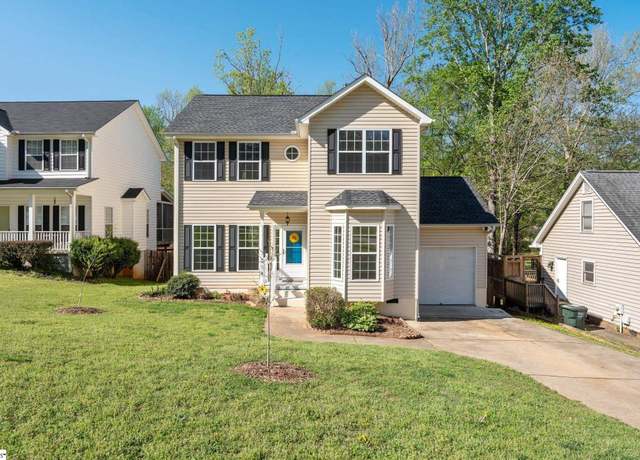Property at 218 Ginger Ln, Taylors, SC 29687, 3 beds, 2.5 baths
