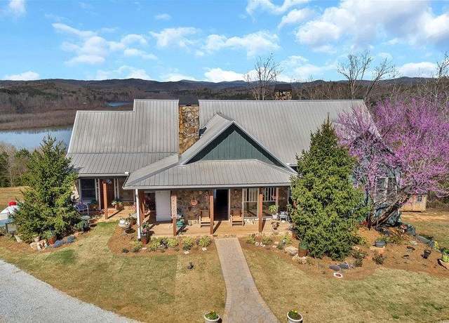 Property at 284 River Rd, Westminster, SC 29693, 5 beds, 3.5 baths