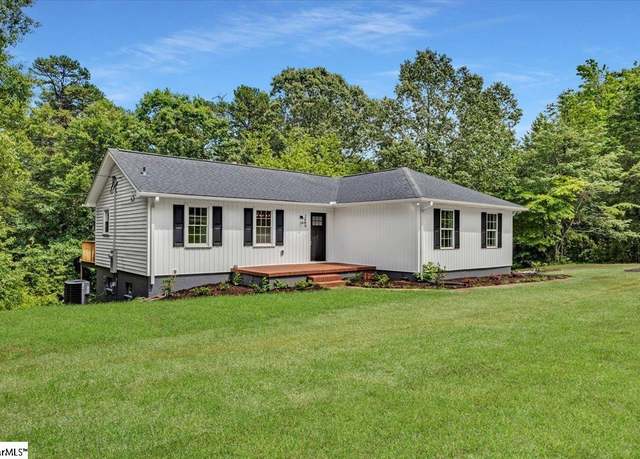 Property at 2400 Tigerville Rd, Travelers Rest, SC 29690, 3 beds, 2.5 baths