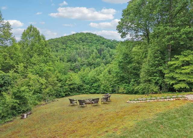Property at 211 Heartland Rdg, SC 28779, 2 beds, 2 baths