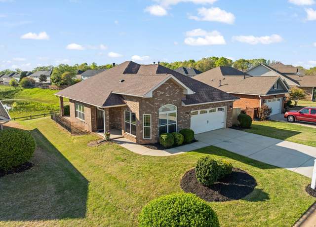 Property at 110 Airdale Ln, Simpsonville, SC 29680, 3 beds, 2 baths