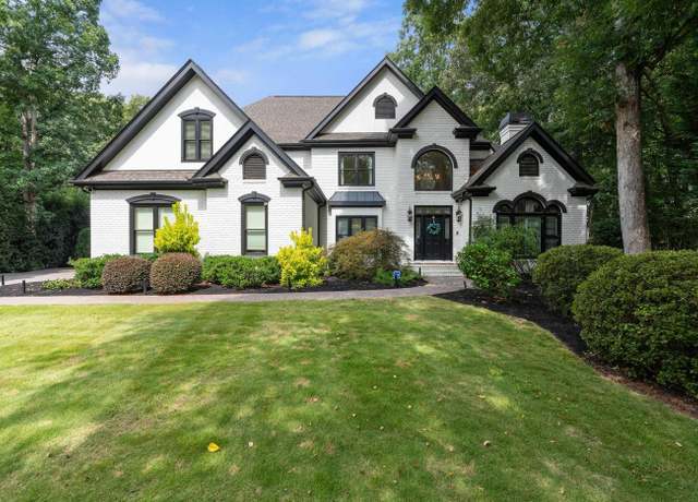 Property at 3 Bailey Knoll Ct, Simpsonville, SC 29681, 5 beds, 4.5 baths