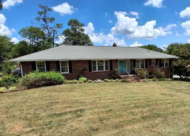 Property at 109 Pine Tree Ln, Anderson, SC 29625, 3 beds, 2 baths