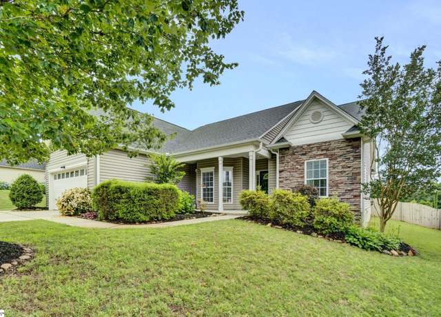 Property at 153 Saint Johns St, Simpsonville, SC 29680, 4 beds, 2.5 baths