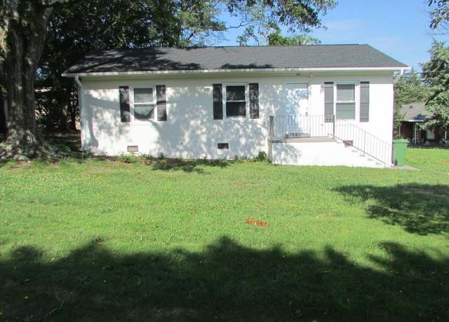 Property at 100 Drury Ln, Mauldin, SC 29662, 3 beds, 1.5 baths