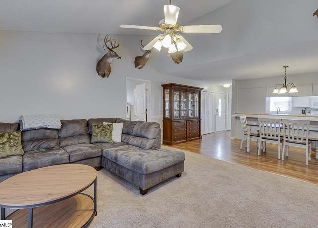 Property at 106 Terrace Rd, Easley, SC 29642, 3 beds, 2 baths
