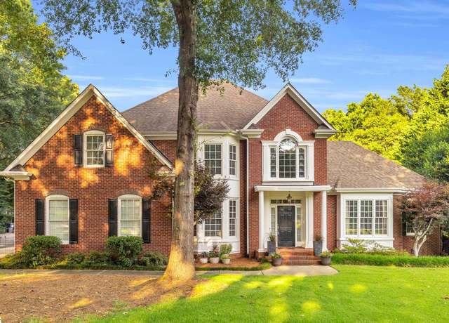 Property at 218 Alender Way, Simpsonville, SC 29681, 4 beds, 3.5 baths