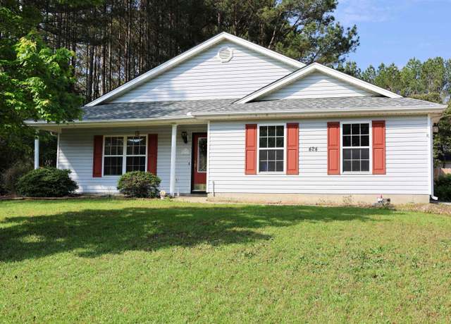 Property at 424 Shore Line Dr, Anderson, SC 29626, 3 beds, 2 baths