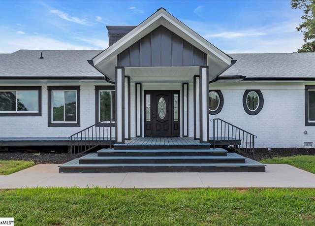 Property at 305 Waters Rd, Taylors, SC 29687, 4 beds, 3 baths