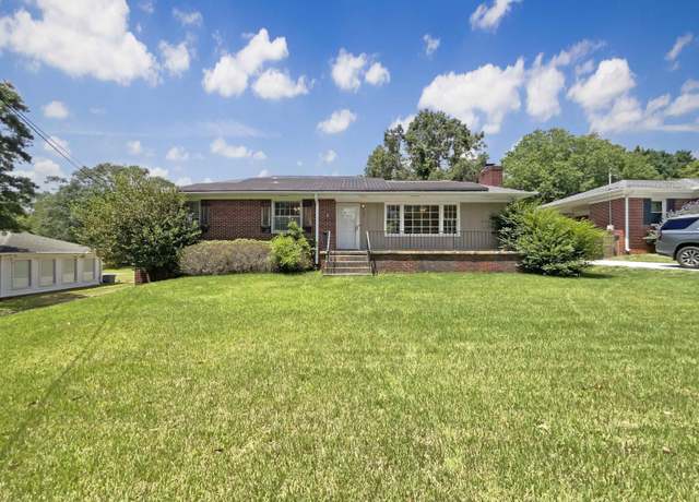 Property at 103 Gilstrap Dr, Greenville, SC 29609, 2 beds, 1.5 baths