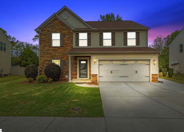 Property at 517 Rio Grande Pl, Simpsonville, SC 29680, 5 beds, 2.5 baths
