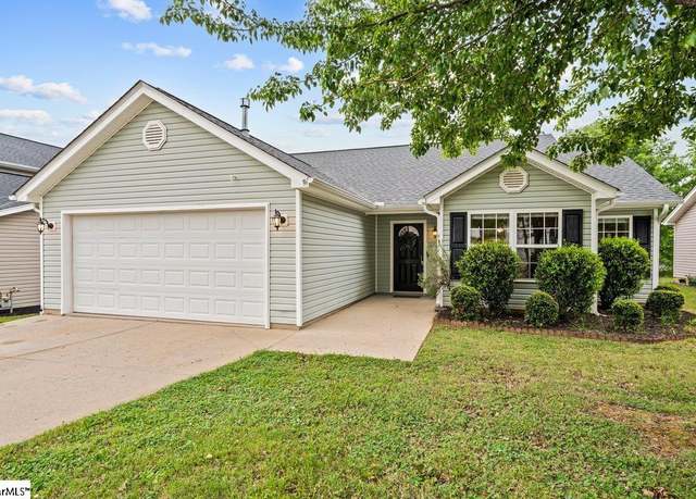 Property at 147 Kingscreek Dr, Greer, SC 29650, 3 beds, 2 baths