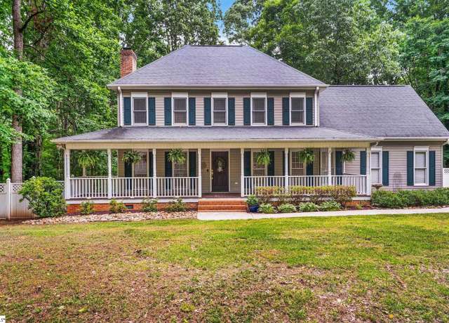 Property at 500 Shadow Oaks Dr, Easley, SC 29642, 3 beds, 2.5 baths
