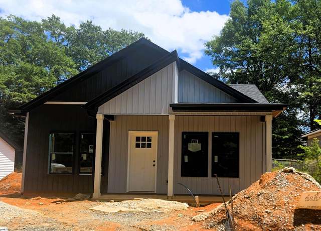 Property at 8 Bobo St, Inman, SC 29349, 3 beds, 2 baths