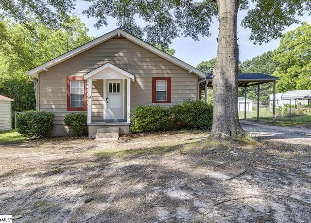 Property at 18 Hudson St, Taylors, SC 29687, 3 beds, 2 baths
