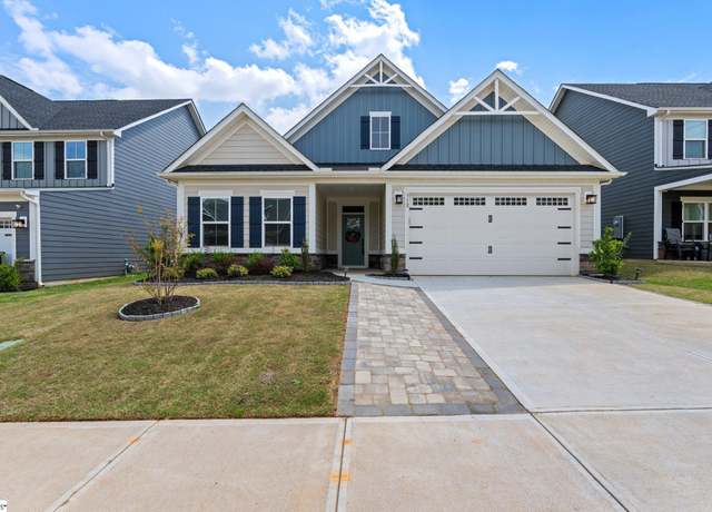 Property at 312 Hollythorpe Ln, Fountain Inn, SC 29644, 3 beds, 3 baths