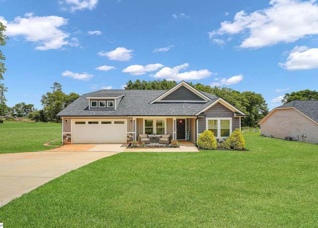 Property at 433 Analyse Dr, Wellford, SC 29385-9544, 3 beds, 2 baths