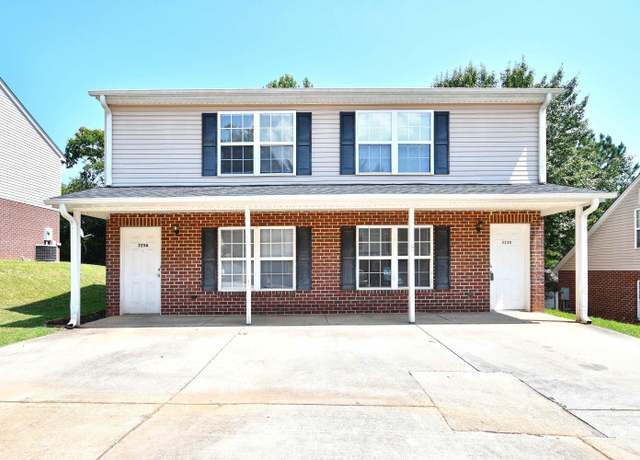 Property at 225 Springfield Cir, Easley, SC 29642, 4 beds, 4 baths