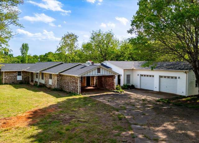Property at 540 Reedy Fork Rd, Piedmont, SC 29673, 4 beds, 4.5 baths