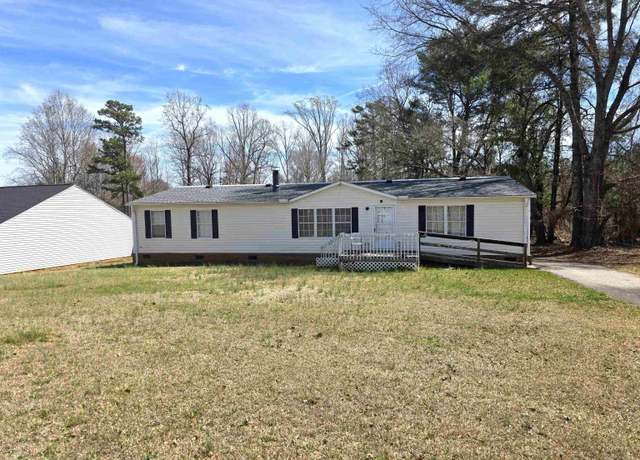 Property at 400 Roe Rd, Greenville, SC 29611, 3 beds, 2 baths