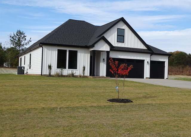 Property at 130 Babb Rd, Campobello, SC 29322, 3 beds, 2 baths