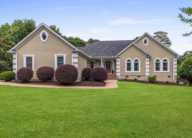 Property at 435 Grayson Dr, Moore, SC 29369-8910, 4 beds, 2.5 baths
