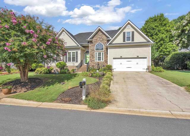 Property at 211 Northfield Ln, Simpsonville, SC 29681, 4 beds, 2 baths