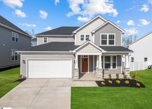 Property at 549 Reynard St, Spartanburg, SC 29303, 4 beds, 3.5 baths