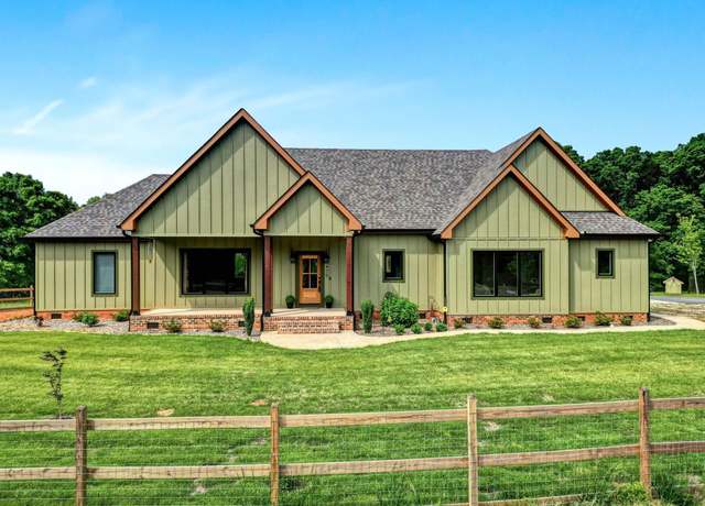 Property at 475 Johnson Rd, Easley, SC 29642, 3 beds, 2.5 baths
