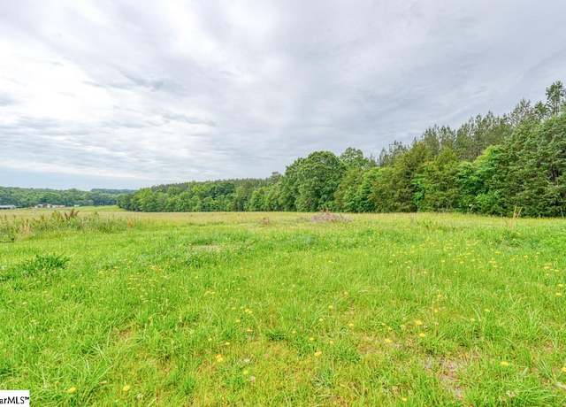 Property at 102 Ponder Rd, Buffalo, SC 29321