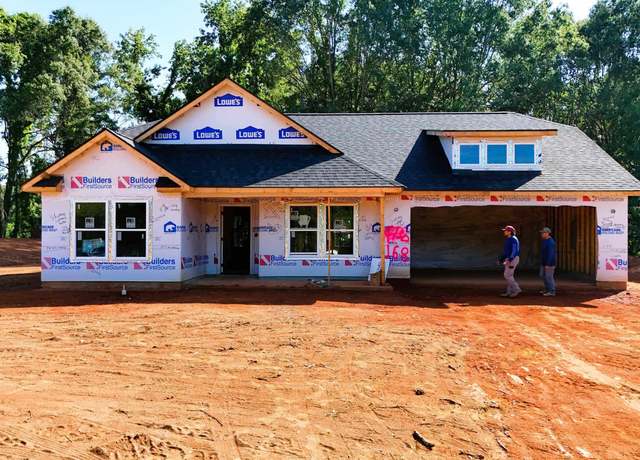 Property at 1168 W Rutledge Ave, Gaffney, SC 29341, 3 beds, 2 baths
