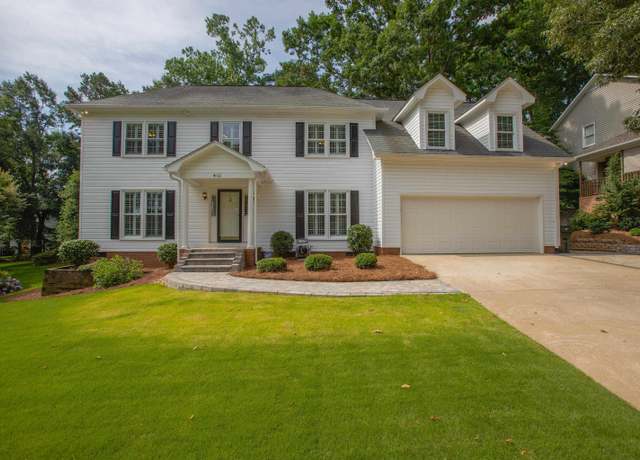 Property at 410 Deepwood Dr, Greer, SC 29651, 4 beds, 2.5 baths