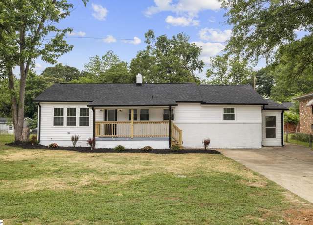 Property at 19 Mclean St, Greenville, SC 29611, 4 beds, 2 baths