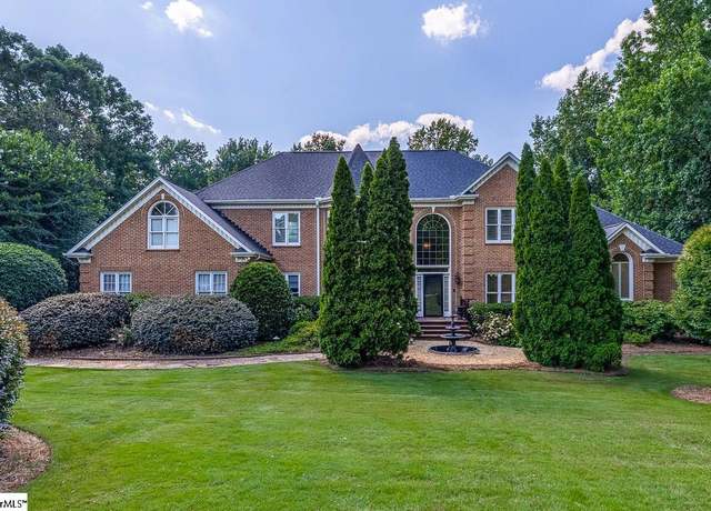 Property at 501 Spaulding Lake Dr, Greenville, SC 29615, 5 beds, 4.5 baths